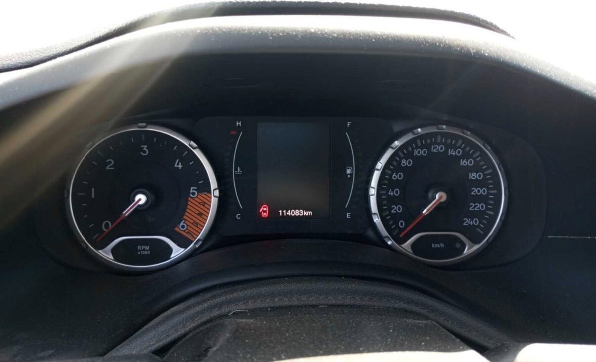 Jeep Renegade 2.0 Mjt 140CV 4WD Active Drive Longitude (4)
