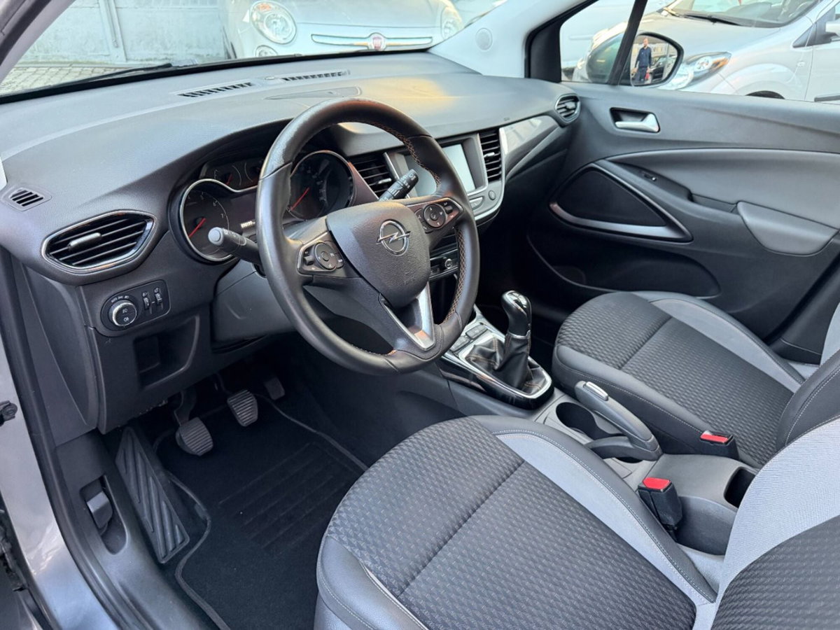 Opel Crossland X 1.2 12V Innovation (2)