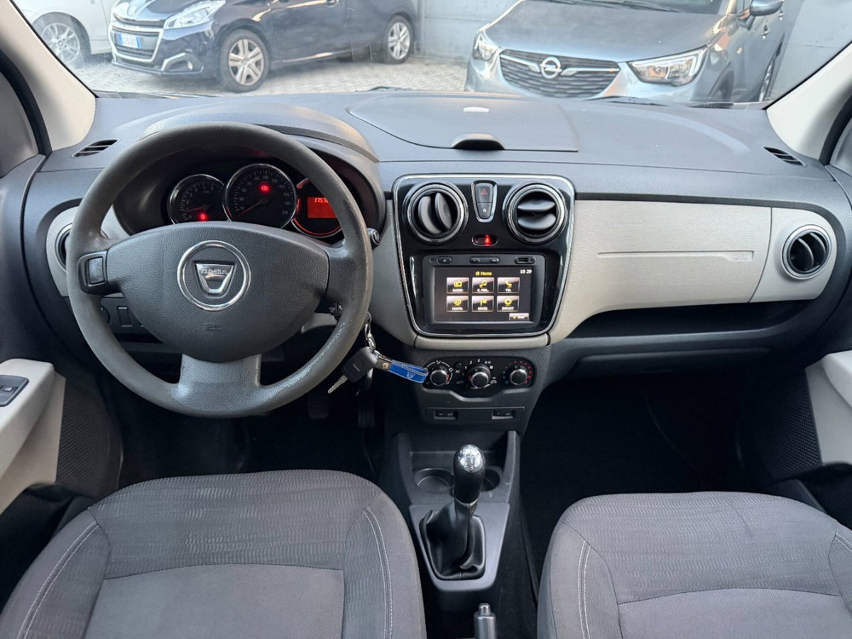 Dacia Lodgy 1.6 8V 85CV 5 posti (5)