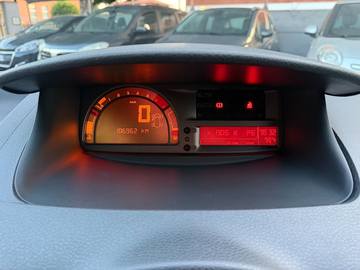 Renault Modus 1.2 16V Dynamique (11)