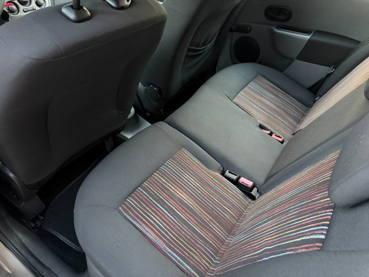 Renault Modus 1.2 16V Dynamique (7)