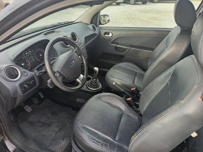 Ford Fiesta 1.4 TDCi 3p. Titanium (9)