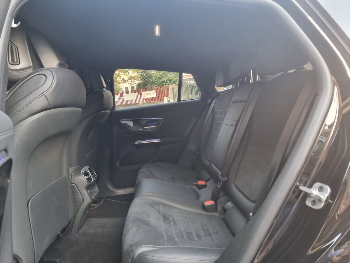 Mercedes-Benz GLC 220 d 4Matic Mild Hybrid AMG Advanced Plus (16)