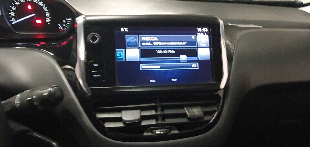 Peugeot 208 75 5 porte Active (4)