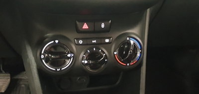 Peugeot 208 75 5 porte Active (6)