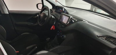 Peugeot 208 75 5 porte Active (9)