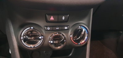 Peugeot 208 75 5 porte Active (6)