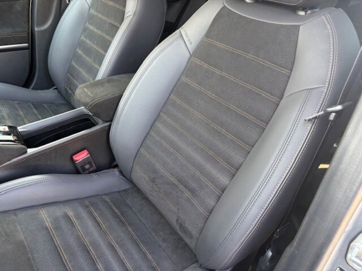 Alfa Romeo Junior 1.2 ibrida Q4 Intensa 145cv edct6 (14)