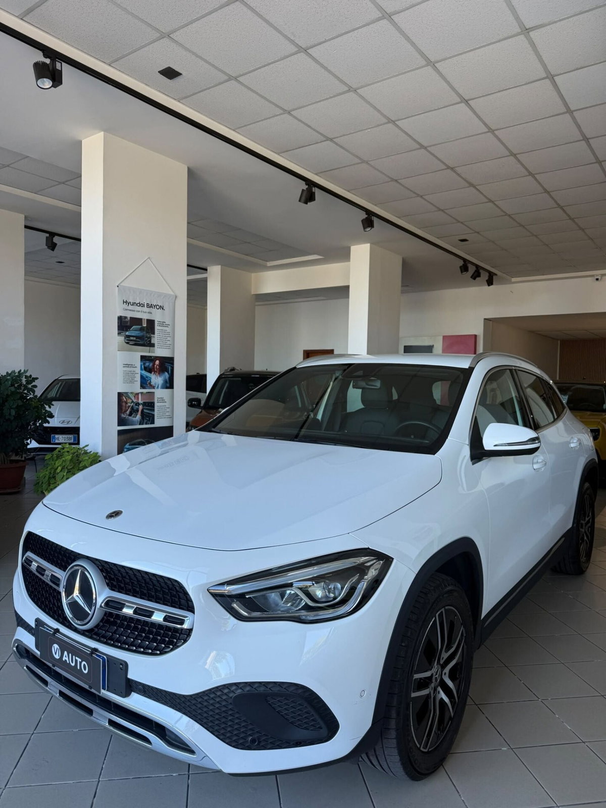 Mercedes-Benz GLA SUV 180 d Automatic Sport Plus (2)