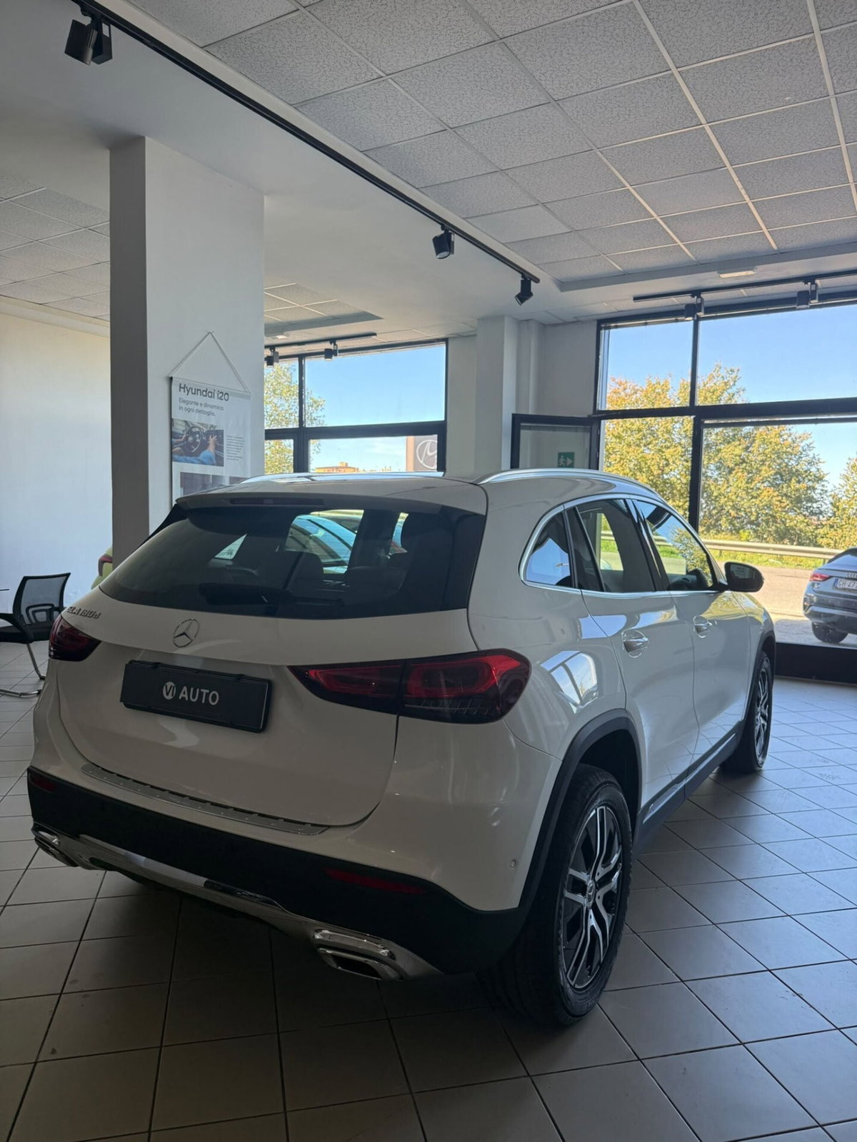 Mercedes-Benz GLA SUV 180 d Automatic Sport Plus (6)