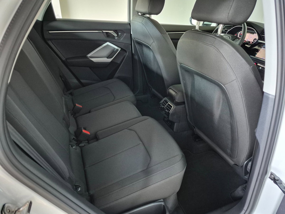 Audi Q3 Sportback 35 TDI quattro S tronic S line edition (14)