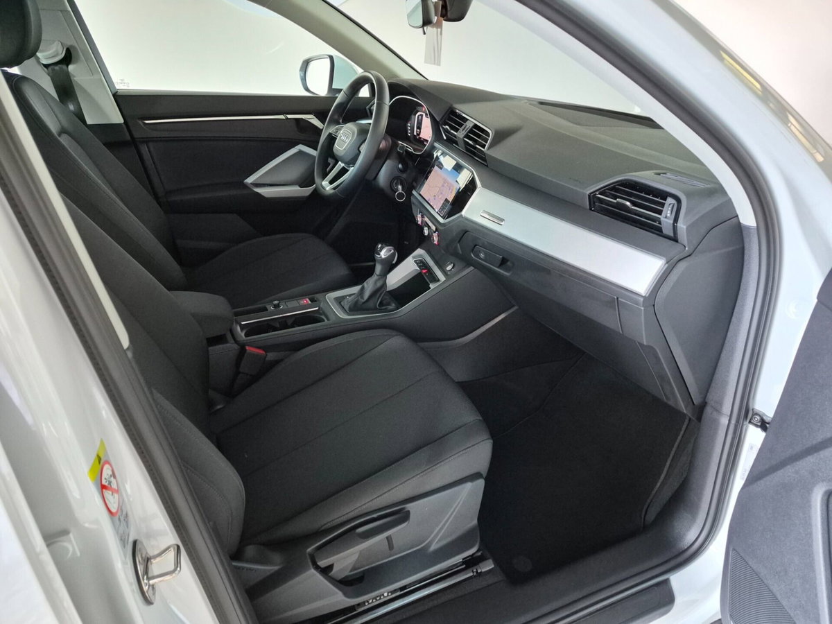 Audi Q3 Sportback 35 TDI quattro S tronic S line edition (15)