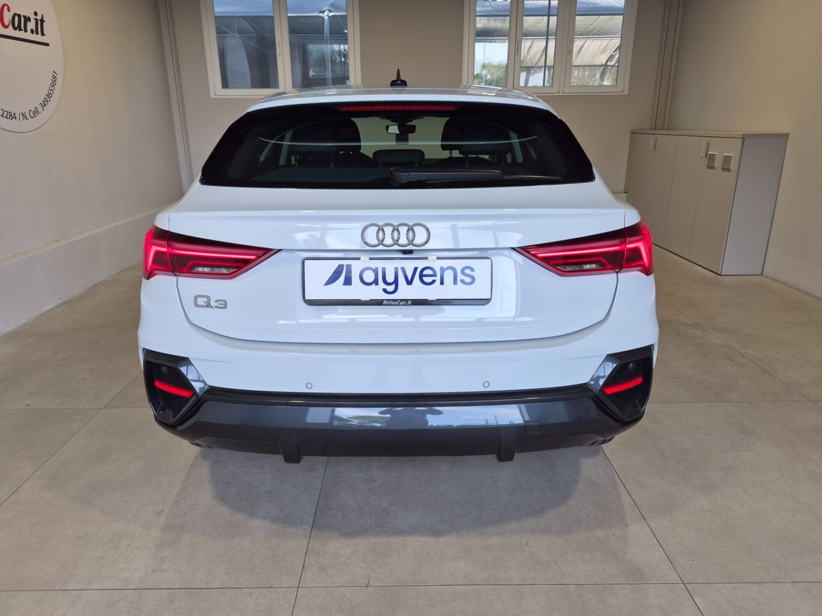 Audi Q3 Sportback 35 TDI quattro S tronic S line edition (9)