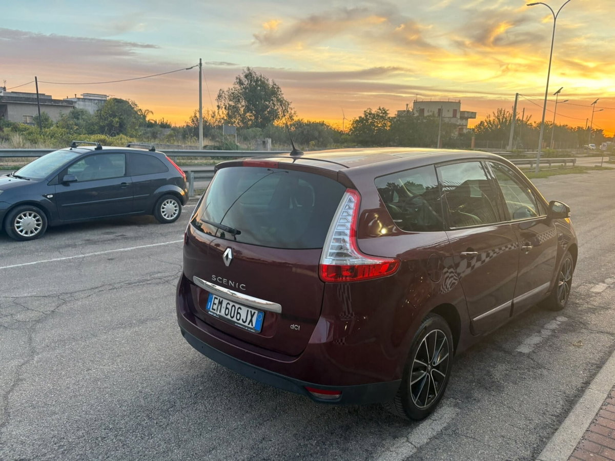 Renault Scenic E-Tech Electric XMod 1.6 dCi 130CV Start&Stop Energy Bose (5)