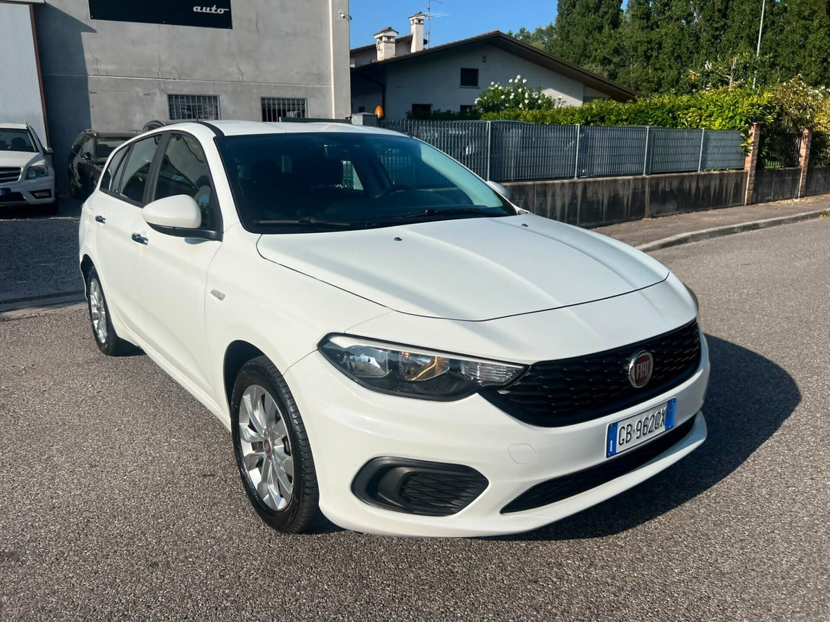 Fiat Tipo Station Wagon Tipo 1.3 Mjt S&S SW Lounge (12)