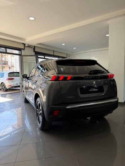 Peugeot 2008 BlueHDi 110 S&S Allure (10)