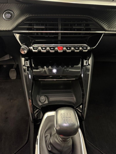 Peugeot 2008 BlueHDi 110 S&S Allure (16)