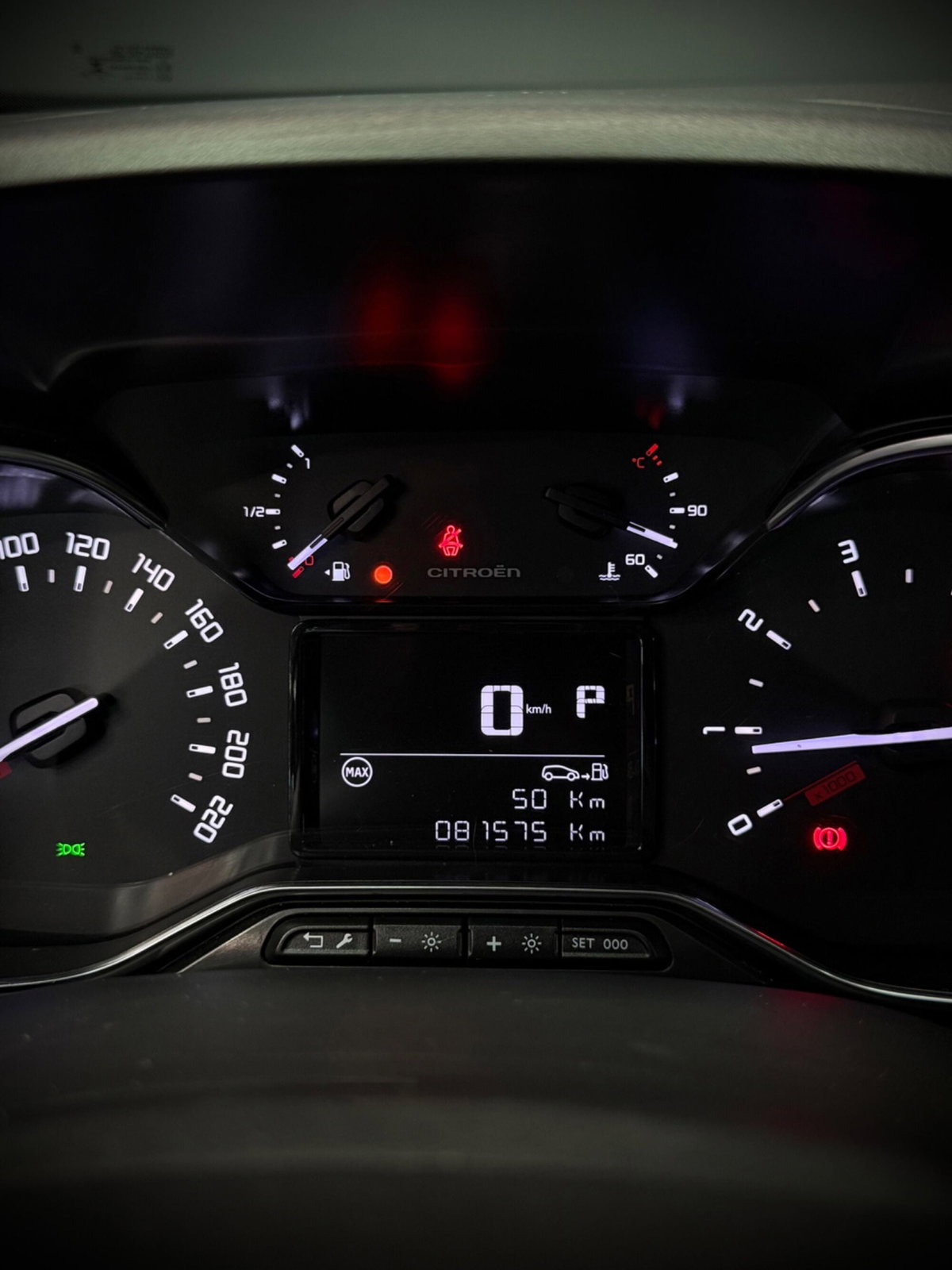 Citroen C3 Aircross BlueHDi 120 S&S EAT6 Shine (13)
