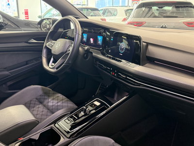 Volkswagen Golf 1.5 eTSI 150 CV EVO ACT DSG R-Line (20)