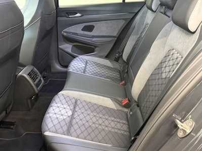 Volkswagen Golf 1.5 eTSI 150 CV EVO ACT DSG R-Line (7)