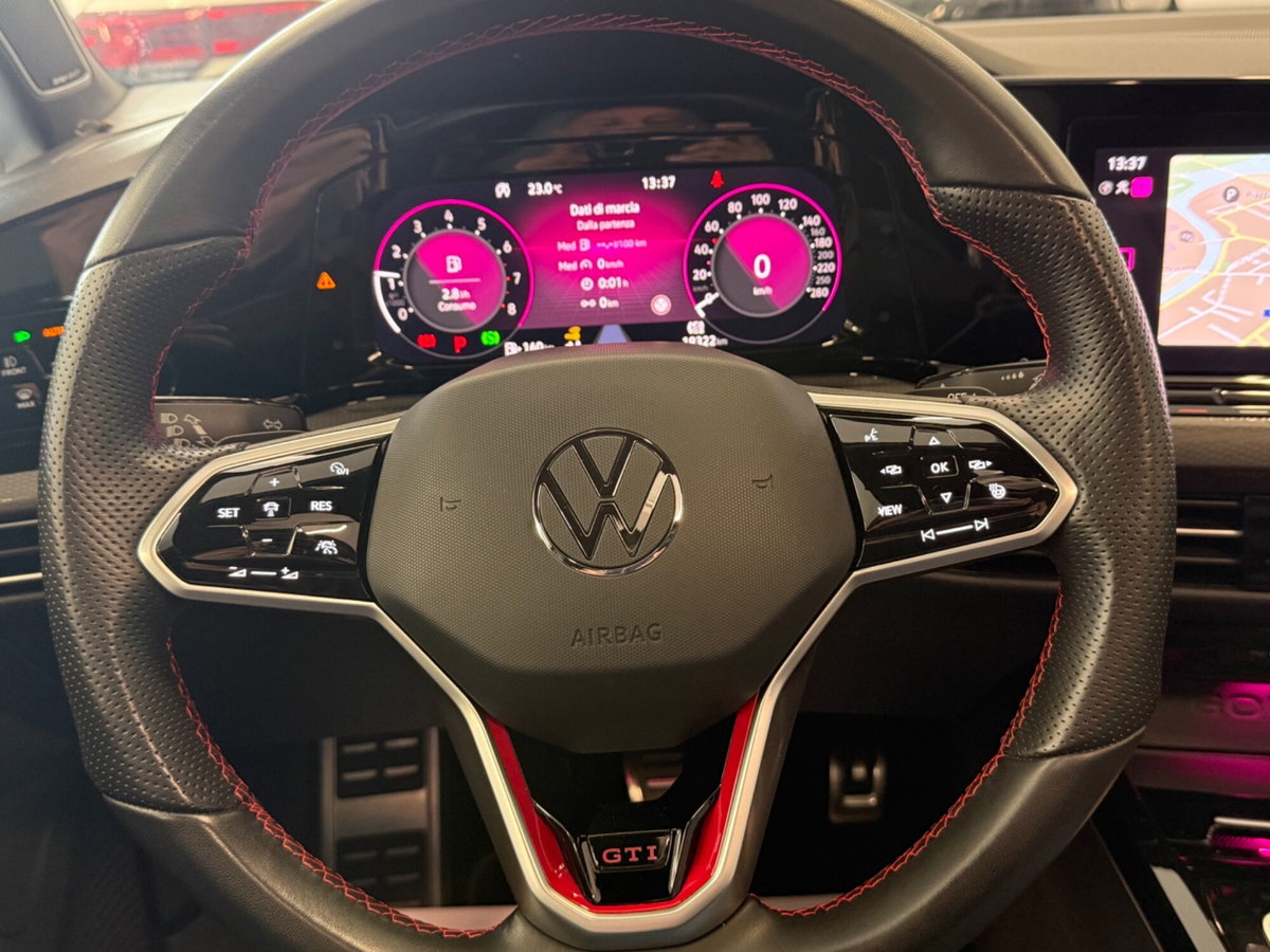 Volkswagen Golf 2.0 TSI GTI (20)