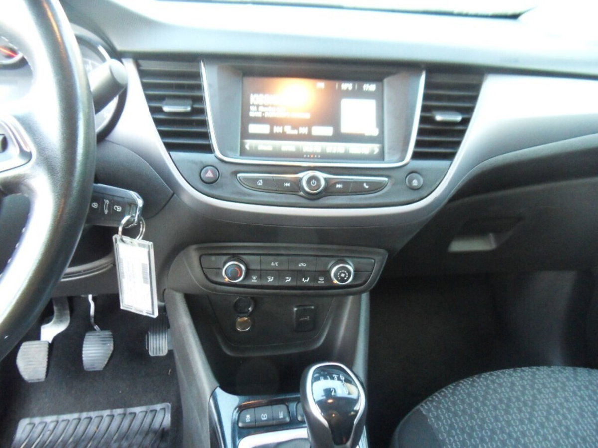 Opel Crossland 1.2 Edition s&s 110cv (9)