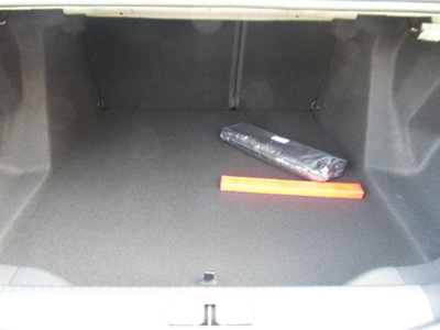 Citroen C4 X 1.2 hybrid You 145cv e-dcs6 (17)