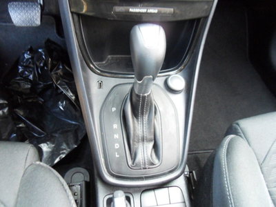 Ford Puma 1.0 EcoBoost Hybrid 125 CV S&S aut. Titanium Design (12)