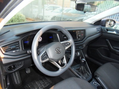 Volkswagen Taigo 1.0 tsi Life 95cv (8)