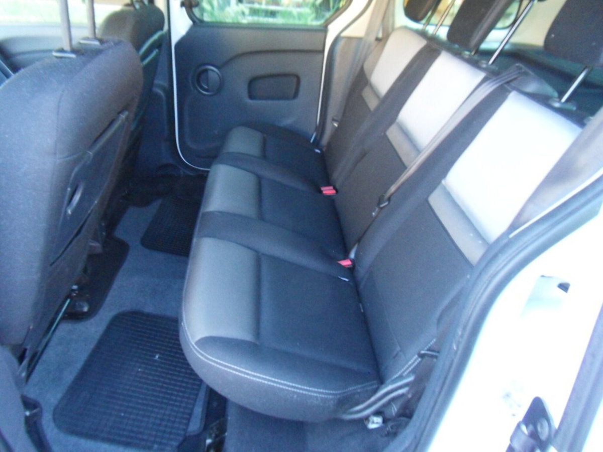 Renault Kangoo Blue dCi 8V 95CV 5 porte Life (12)
