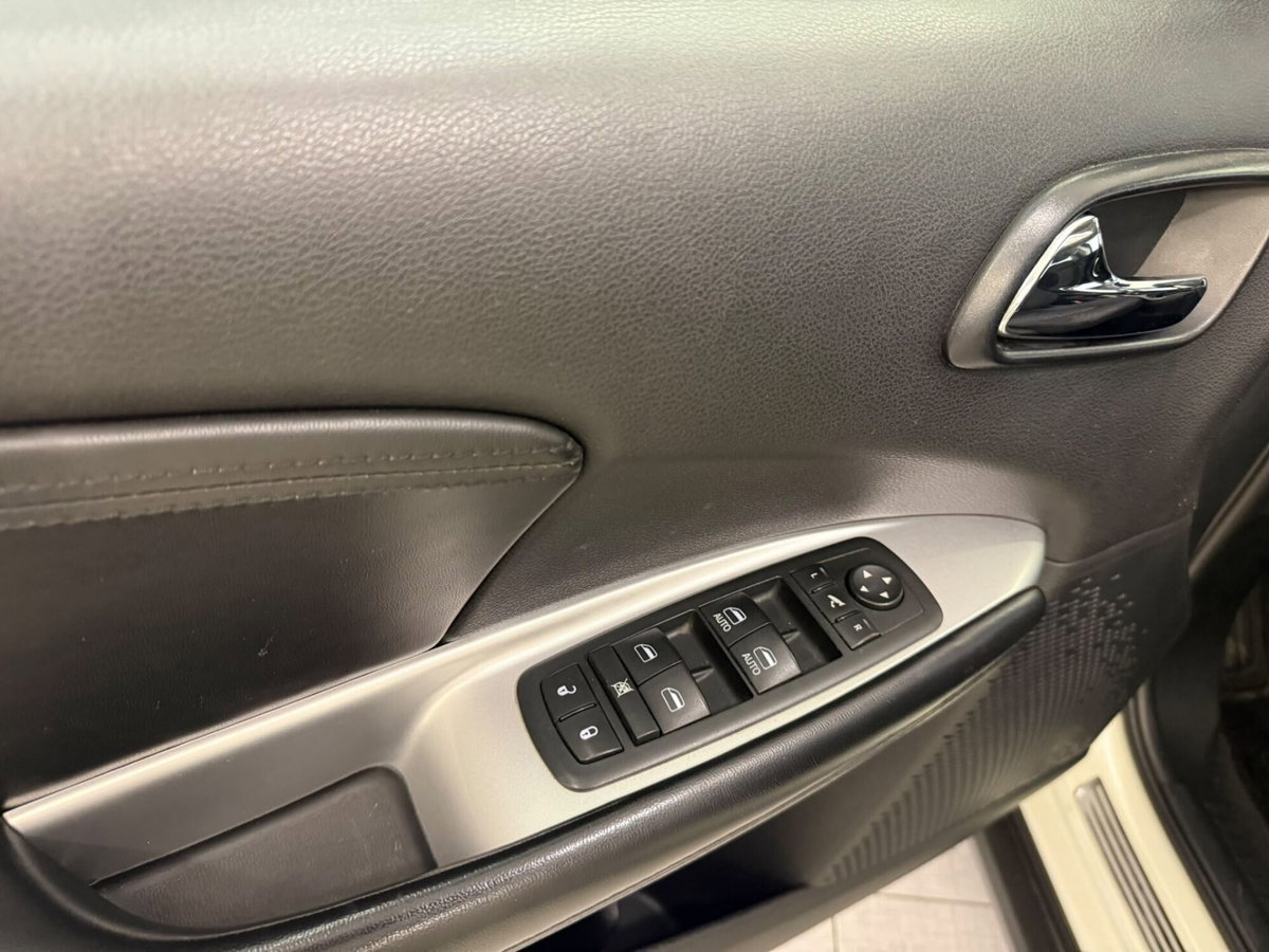 Fiat Freemont 2.0 Multijet 140 CV Lounge (12)