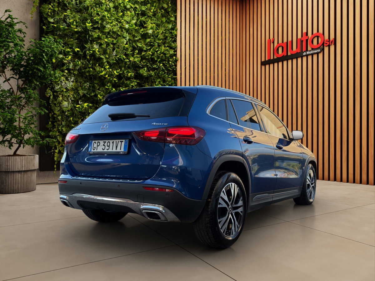 Mercedes-Benz GLA SUV 220 d Progressive Advanced Plus 4matic auto (5)