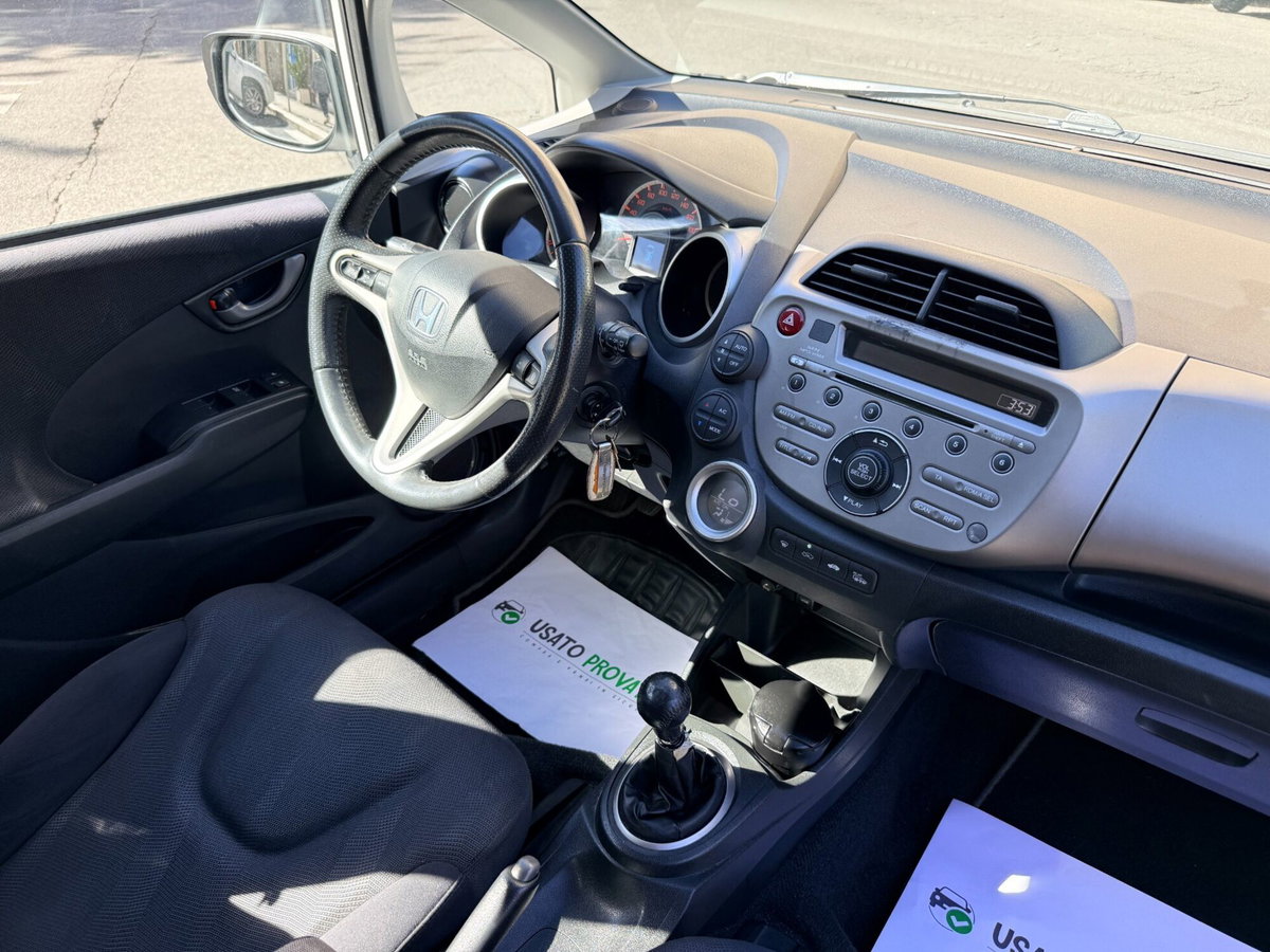 Honda Jazz 1.4 i-VTEC Elegance (19)