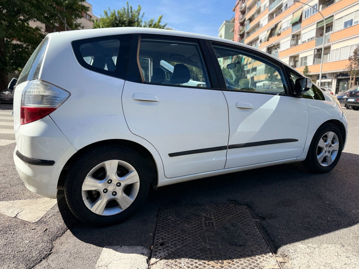 Honda Jazz 1.4 i-VTEC Elegance (5)