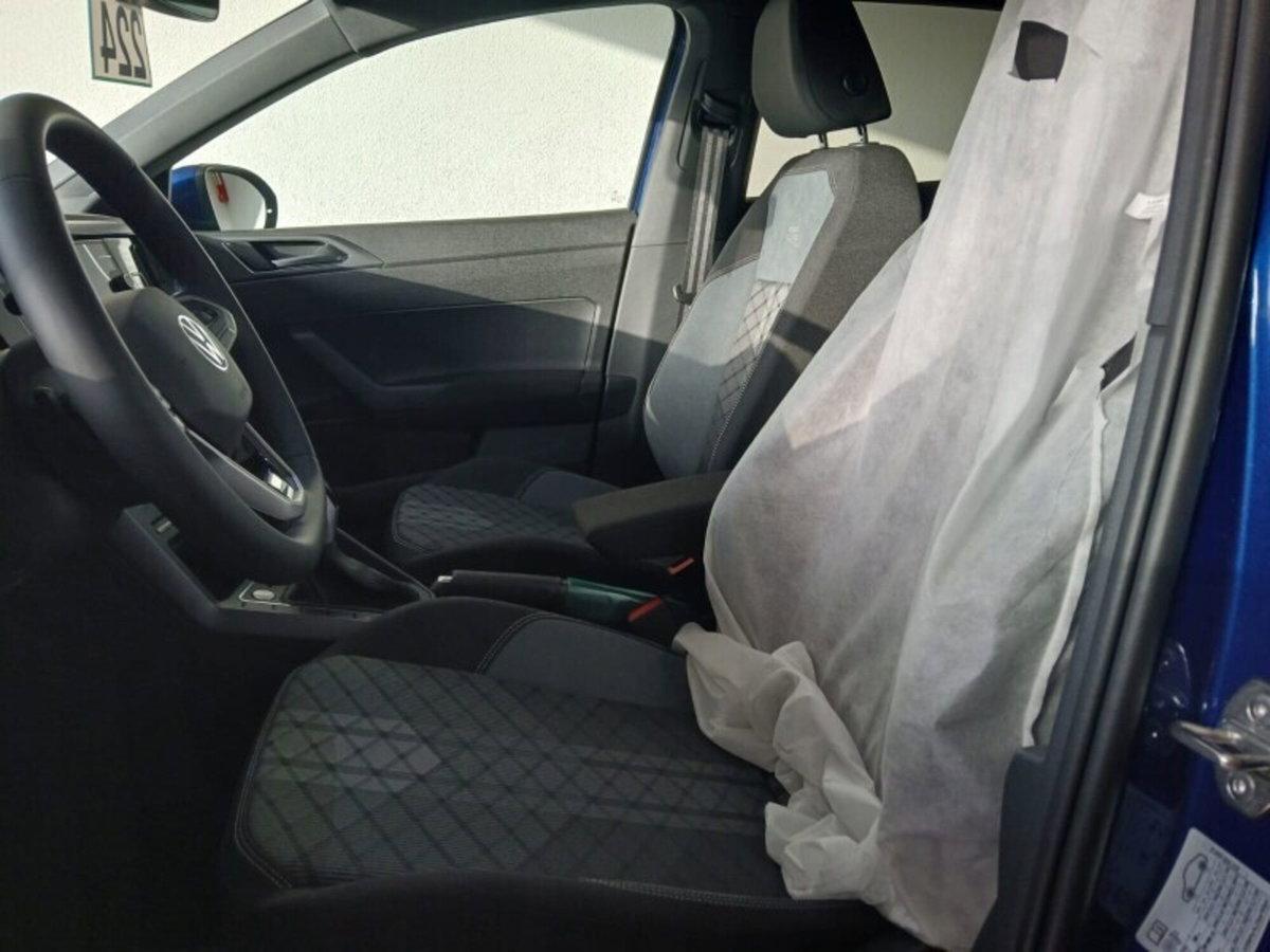 Volkswagen Taigo 1.0 tsi R-Line 115cv dsg (6)