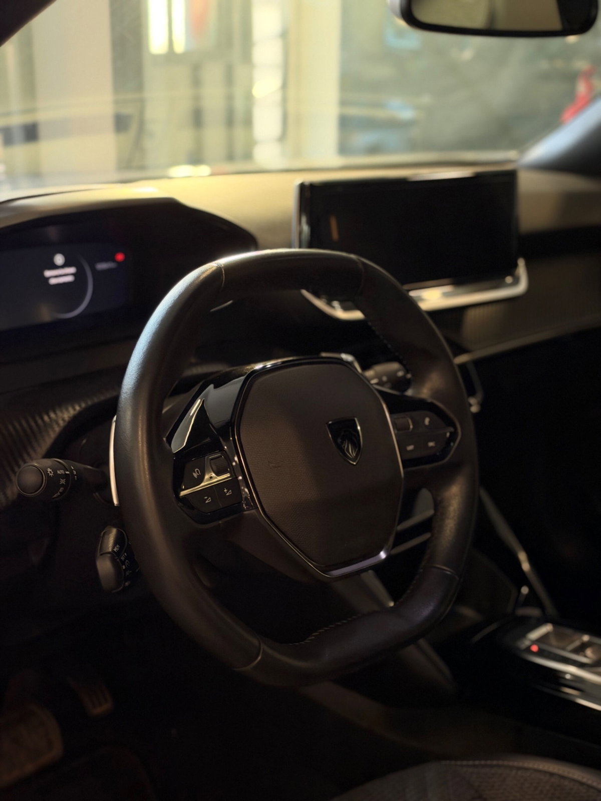Peugeot 2008 BlueHDi 130 S&S EAT8 Allure Pack (14)