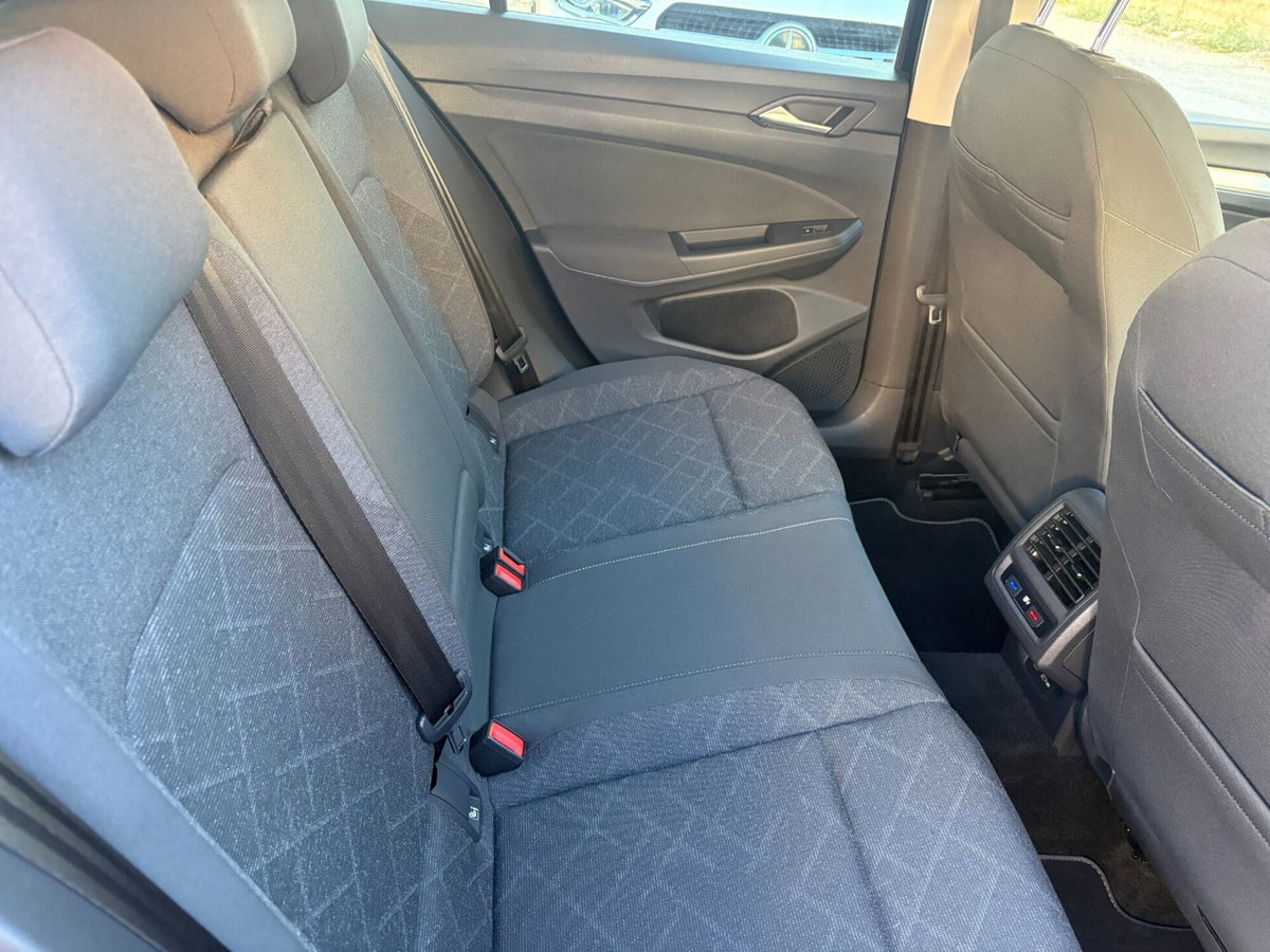 Volkswagen Golf 2.0 TDI SCR Life (10)