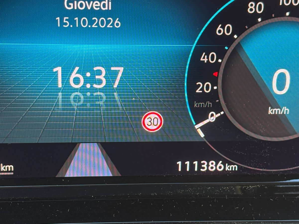 Volkswagen Golf 2.0 TDI SCR Life (15)