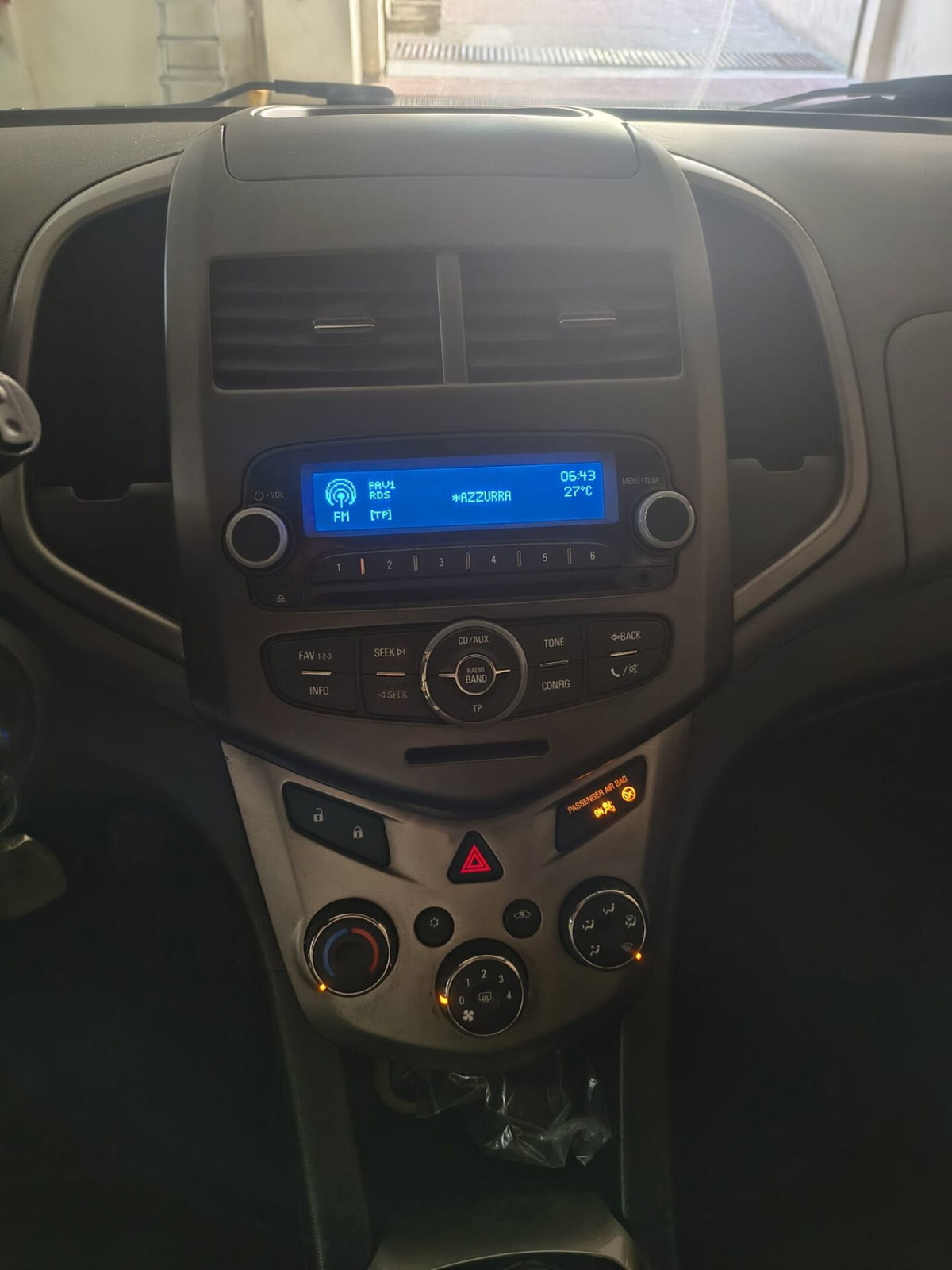 Chevrolet Aveo 1.2 86CV 5 porte LT (10)