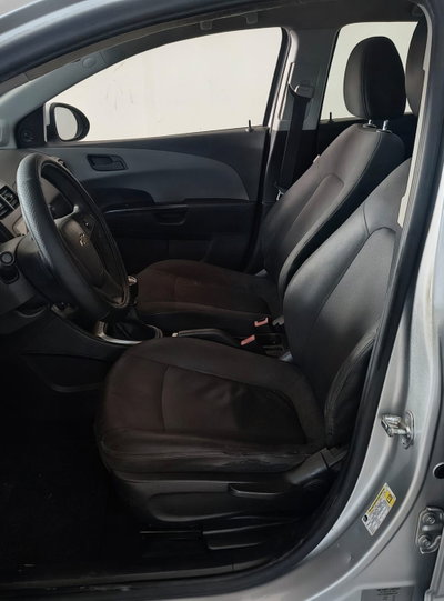 Chevrolet Aveo 1.2 86CV 5 porte LT (12)