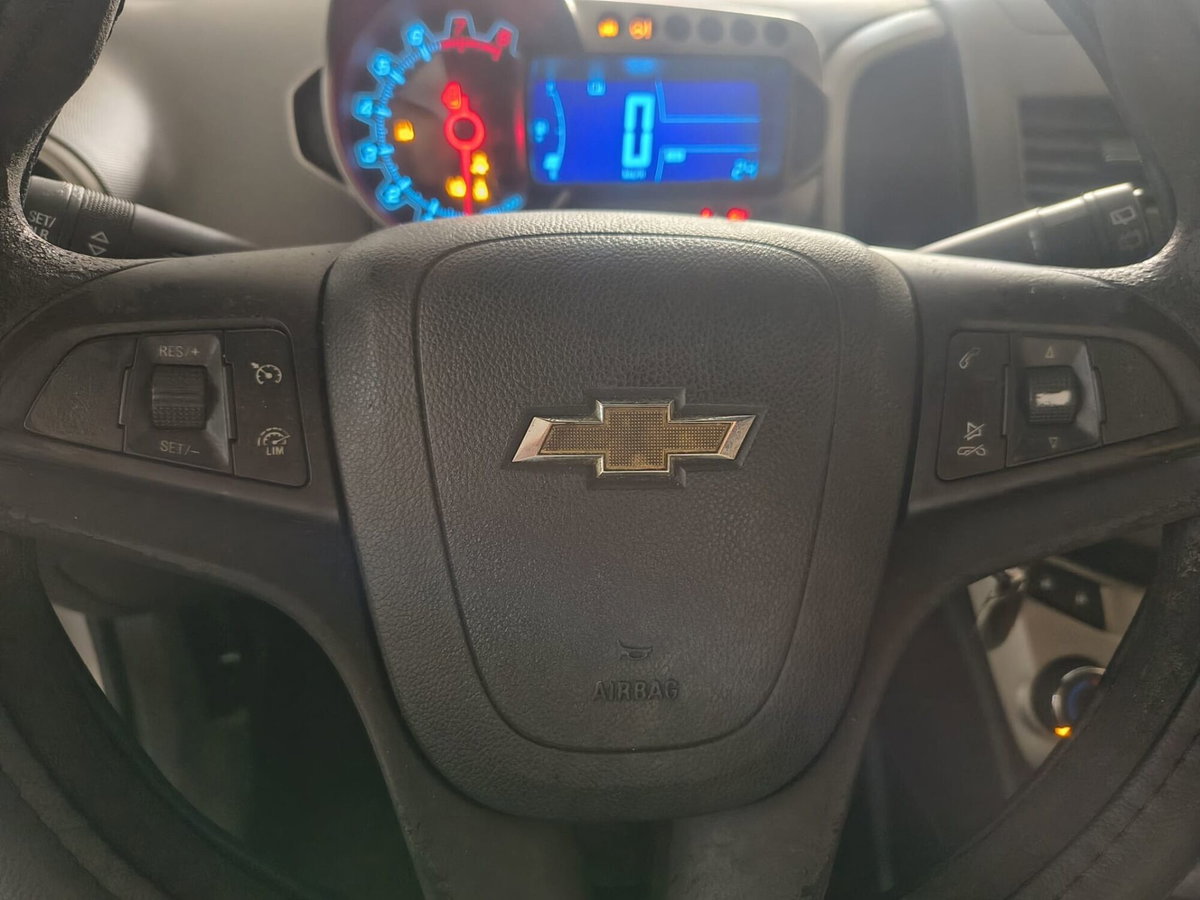 Chevrolet Aveo 1.2 86CV 5 porte LT (16)