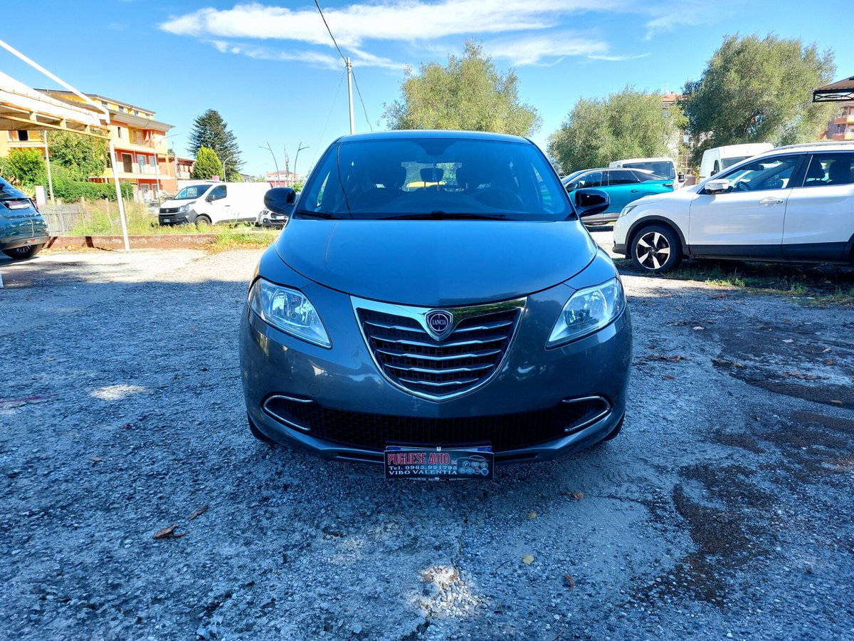 Lancia Ypsilon 1.2 69 CV 5 porte GPL Ecochic Elle (6)
