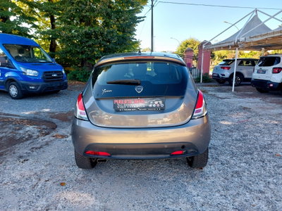 Lancia Ypsilon 1.2 69 CV 5 porte GPL Ecochic Elle (7)