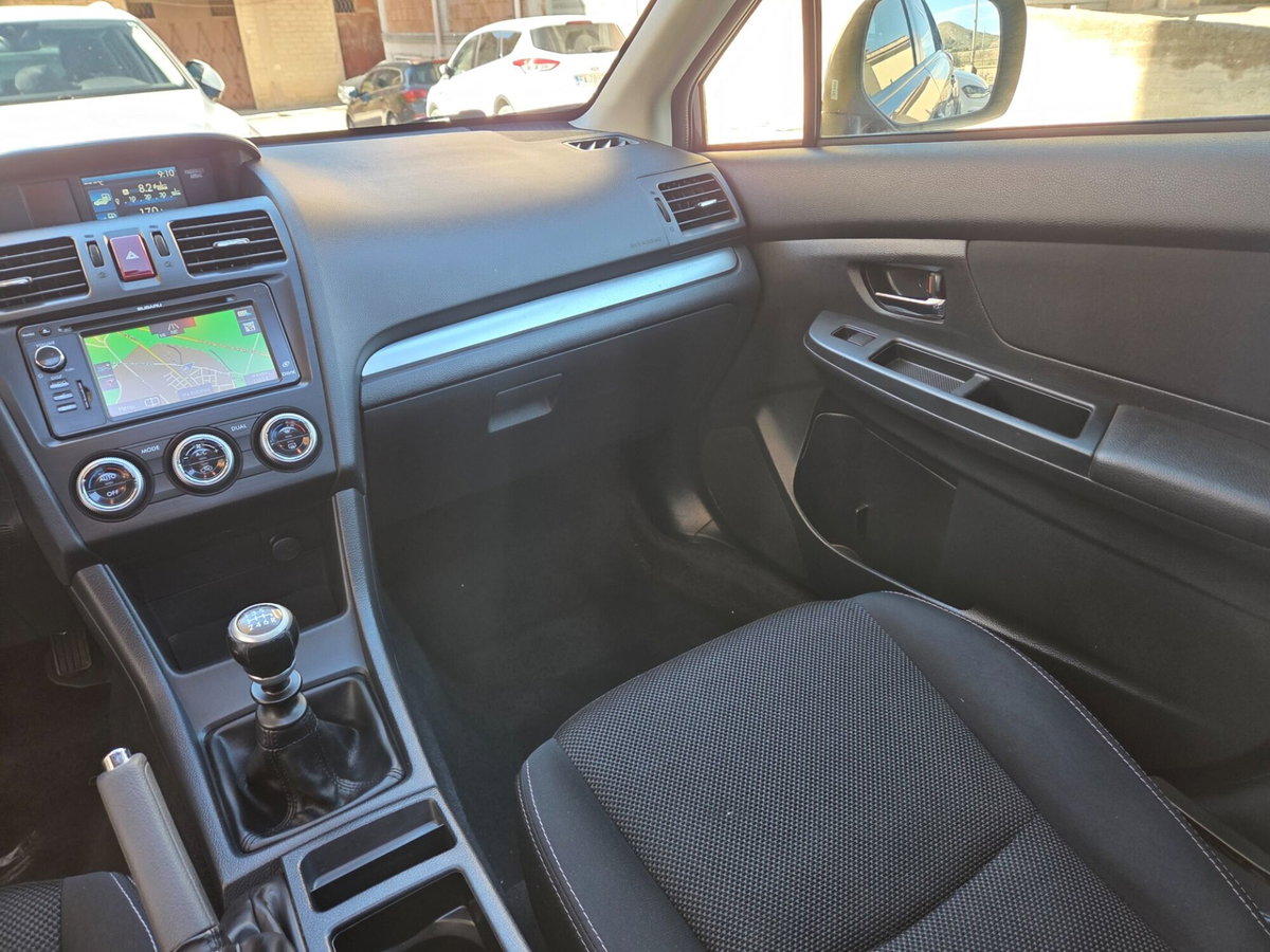 Subaru XV 2.0d Unlimited (14)