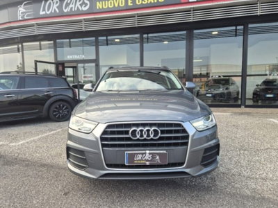 Audi Q3 2.0 TDI 120 CV Business (2)