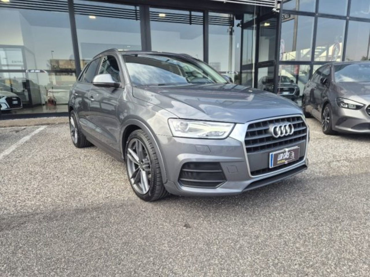 Audi Q3 2.0 TDI 120 CV Business (3)
