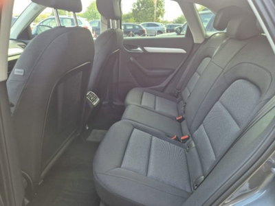 Audi Q3 2.0 TDI 120 CV Business (7)