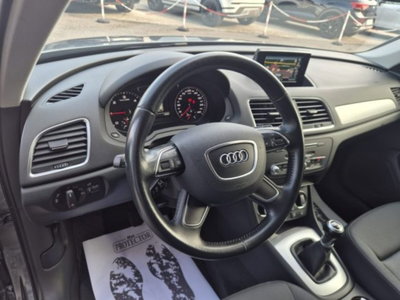 Audi Q3 2.0 TDI 120 CV Business (8)