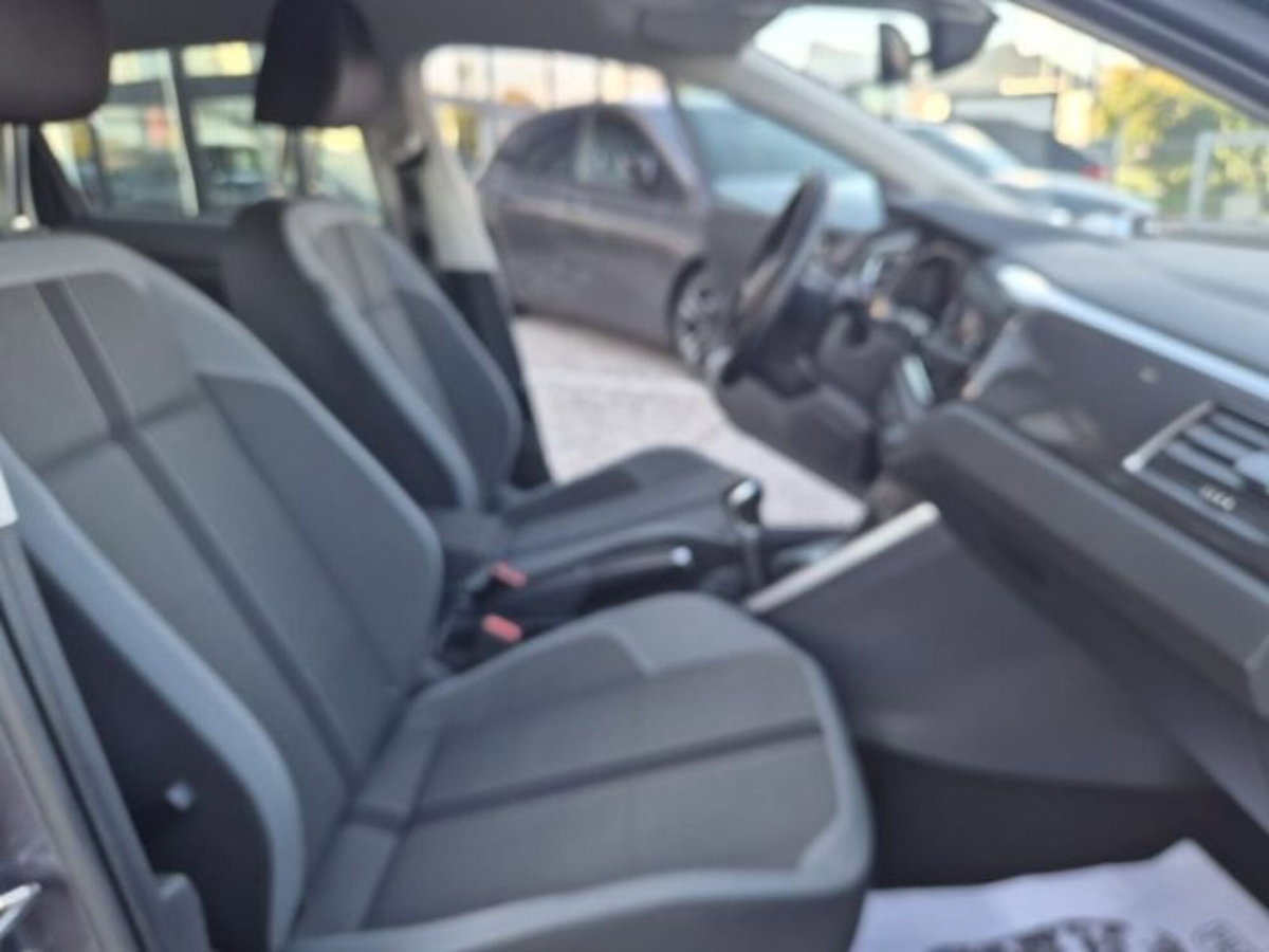 Volkswagen Polo 1.0 tsi Style 95cv (15)