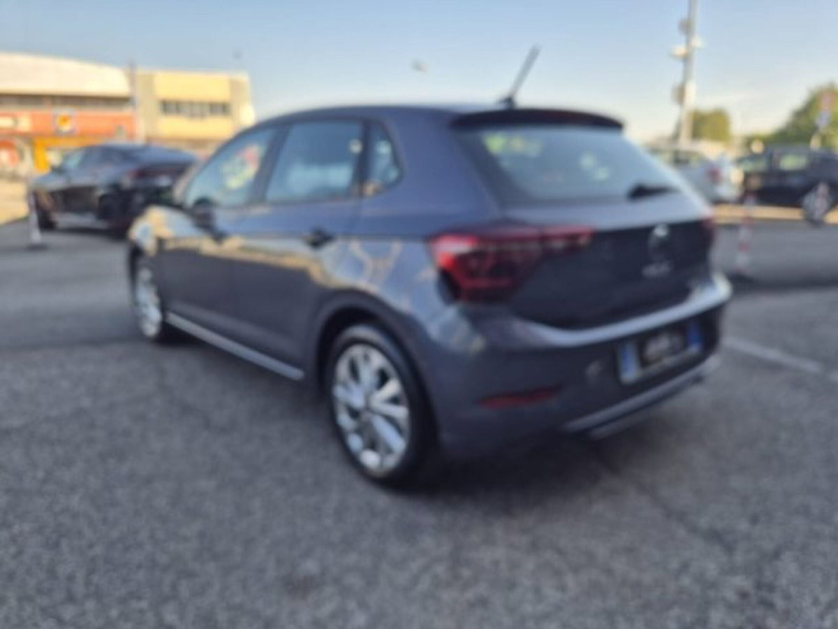 Volkswagen Polo 1.0 tsi Style 95cv (5)